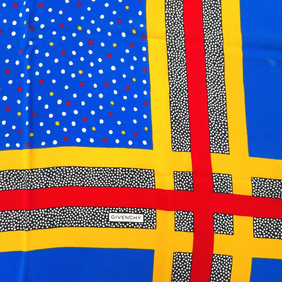seventies vintage silk sacrf