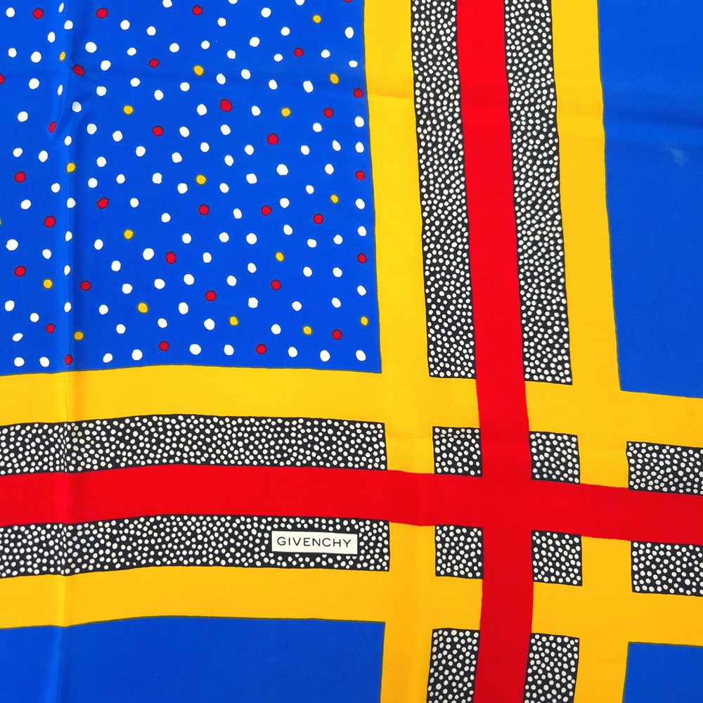 seventies vintage silk sacrf