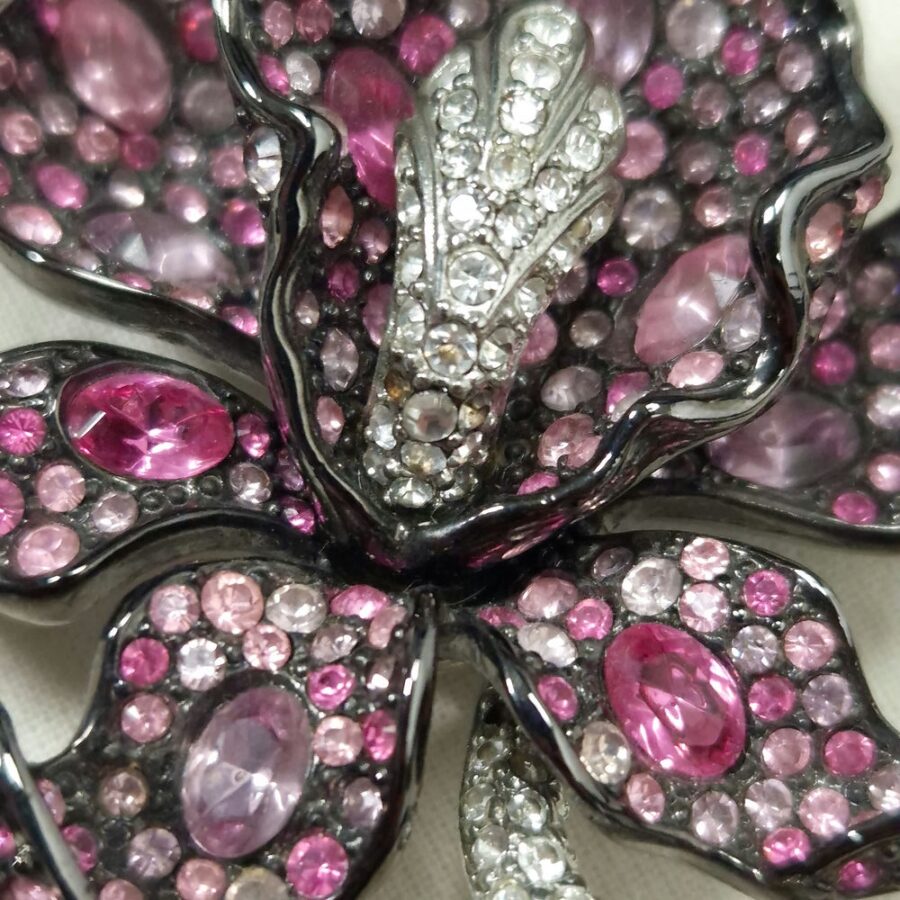 kjl brooch