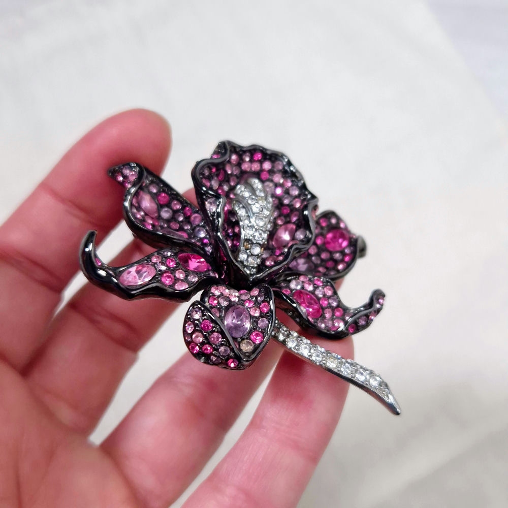 orchid brooch vintage