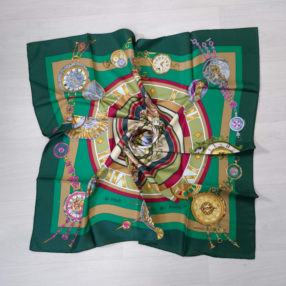 Hermès Carré La Ronde des Heures 1986