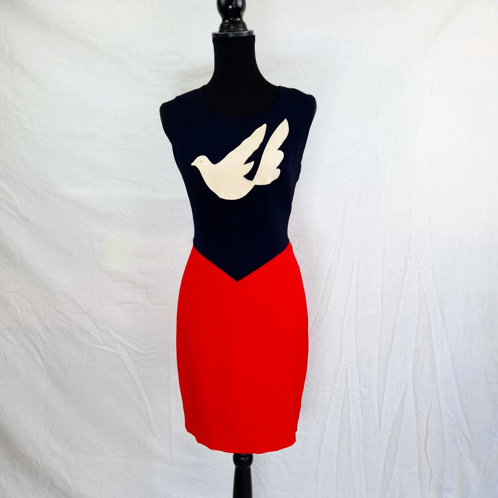 Moschino abito con colomba