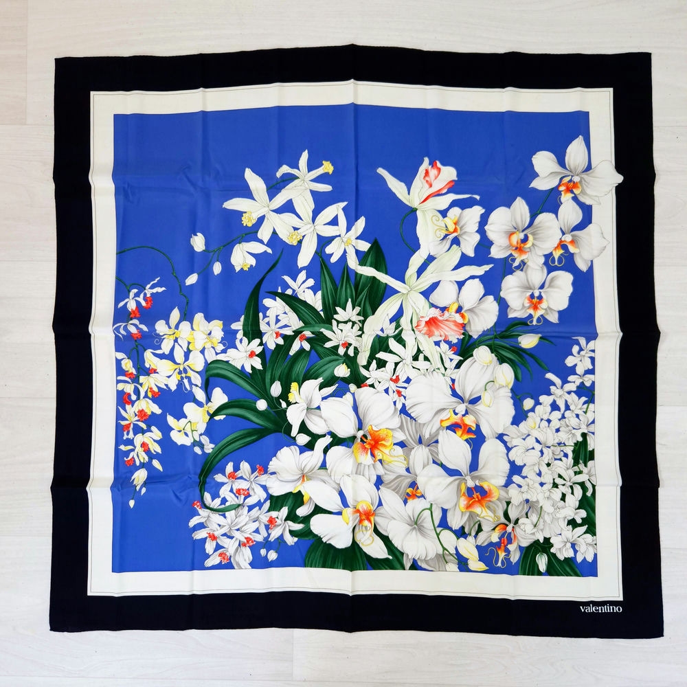 foulard con orchidee