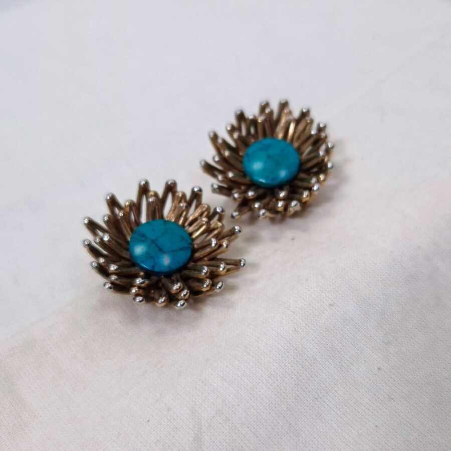 vintage earrings 60s