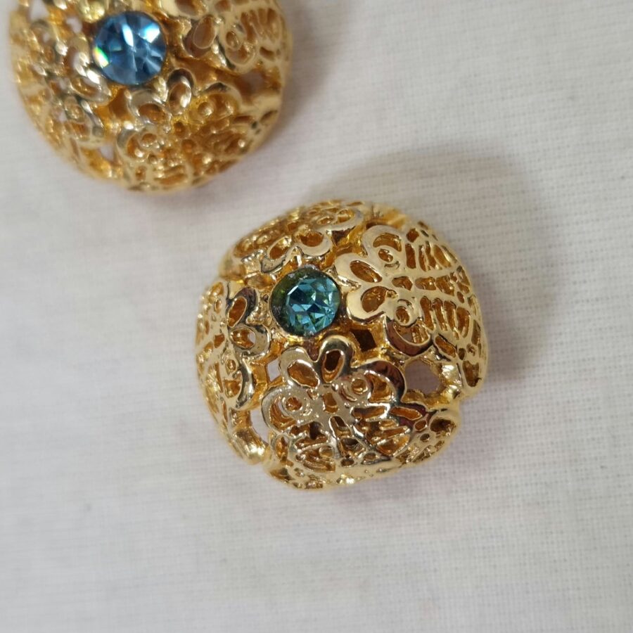 Orecchini in filigrana con strass turchese 1990s