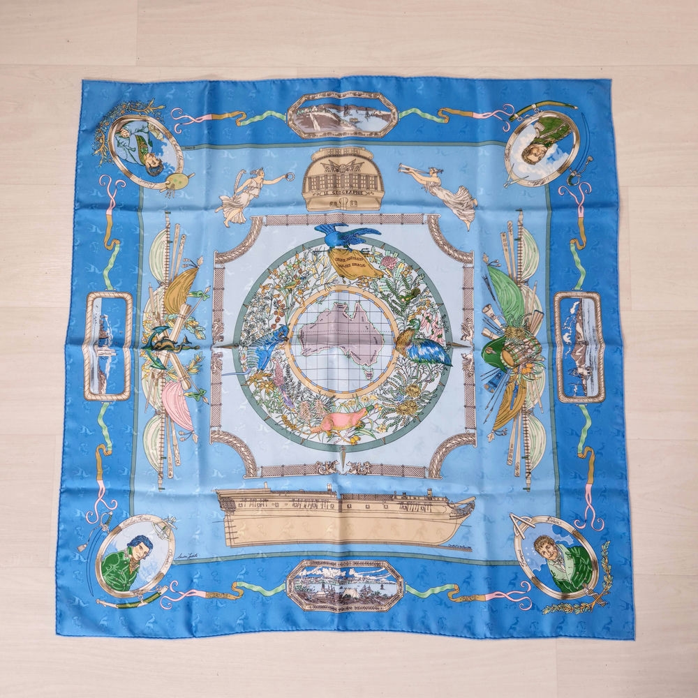 Hermès Le Geographe carré in seta 1992