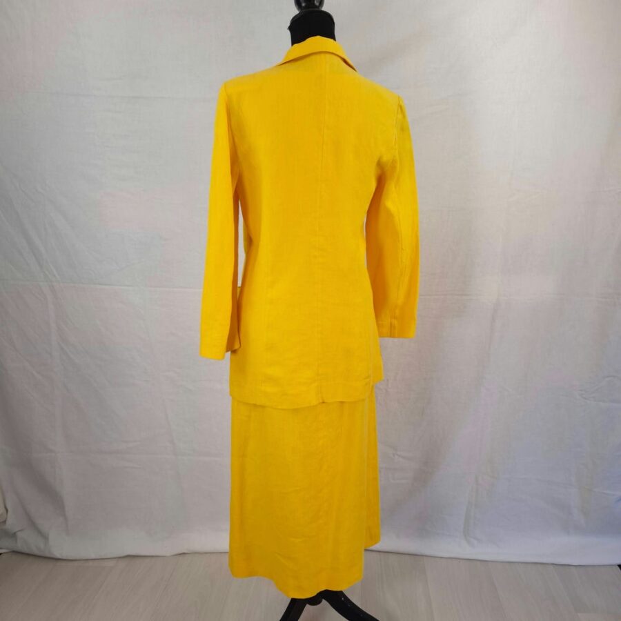 yellow outfit