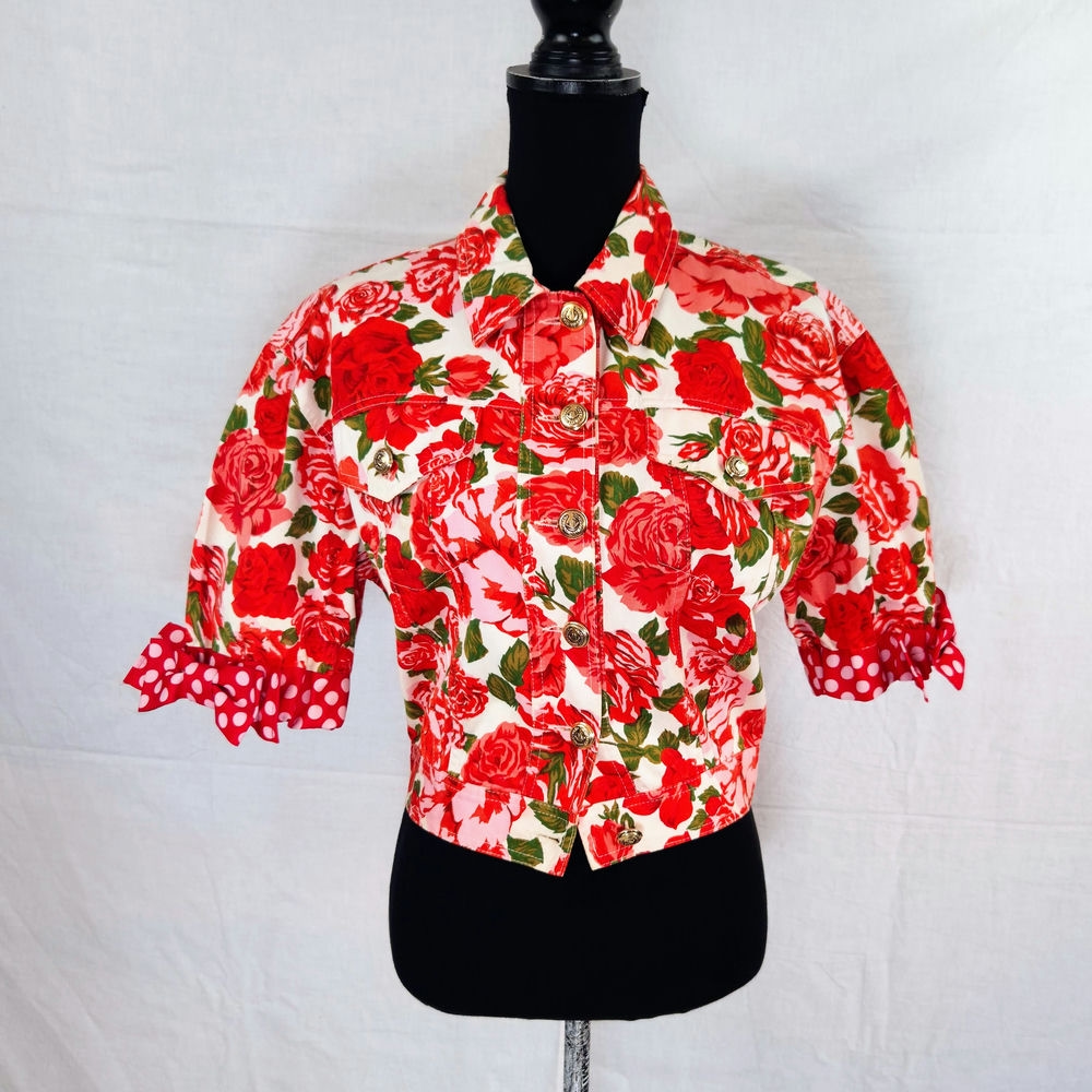 giacca corta con rose