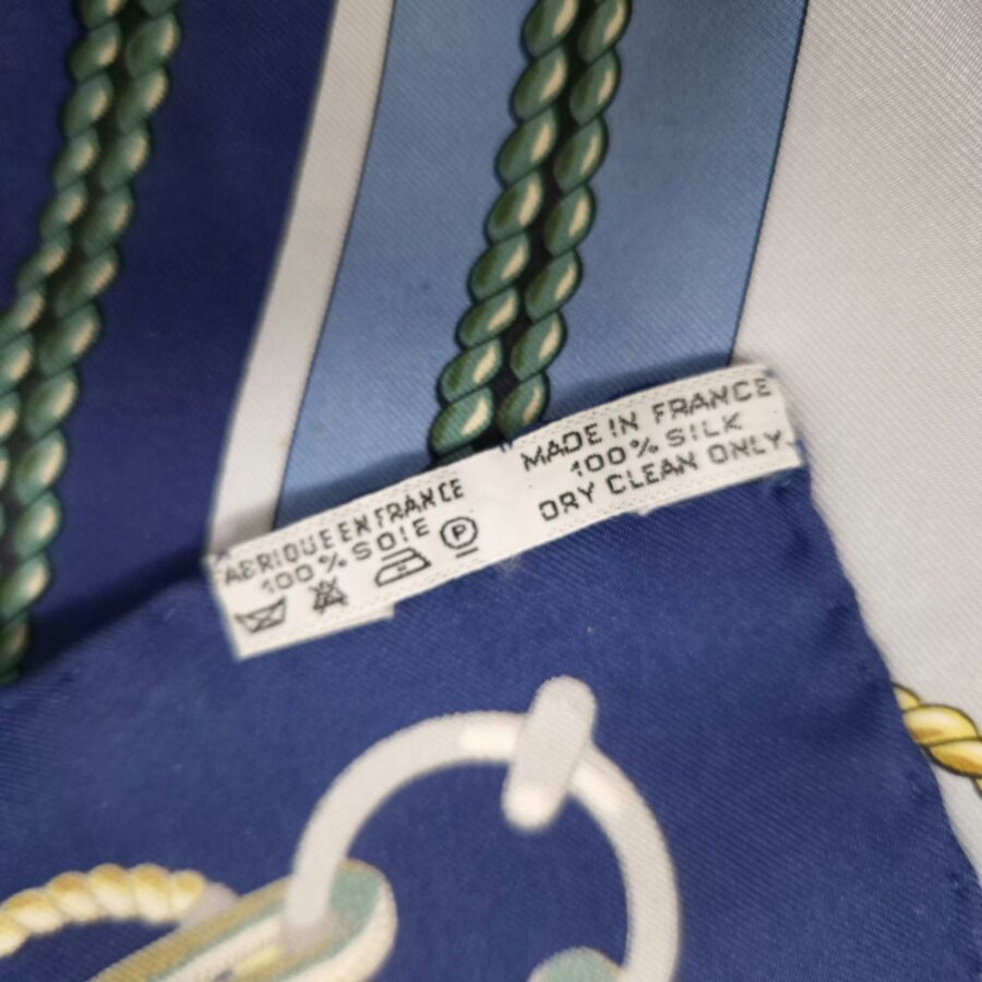 ships scarf