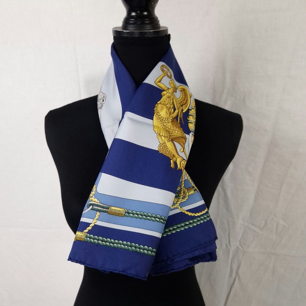 Hermès foulard in seta Chateaux d'arriere