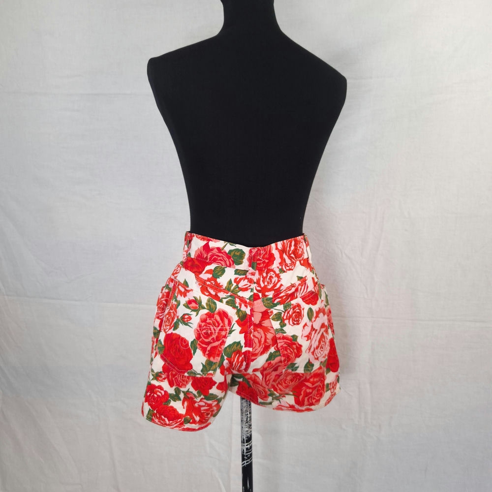 moschino vintage 1980s