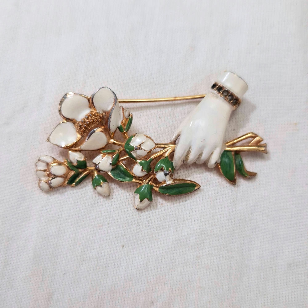 vintag brooch 40s