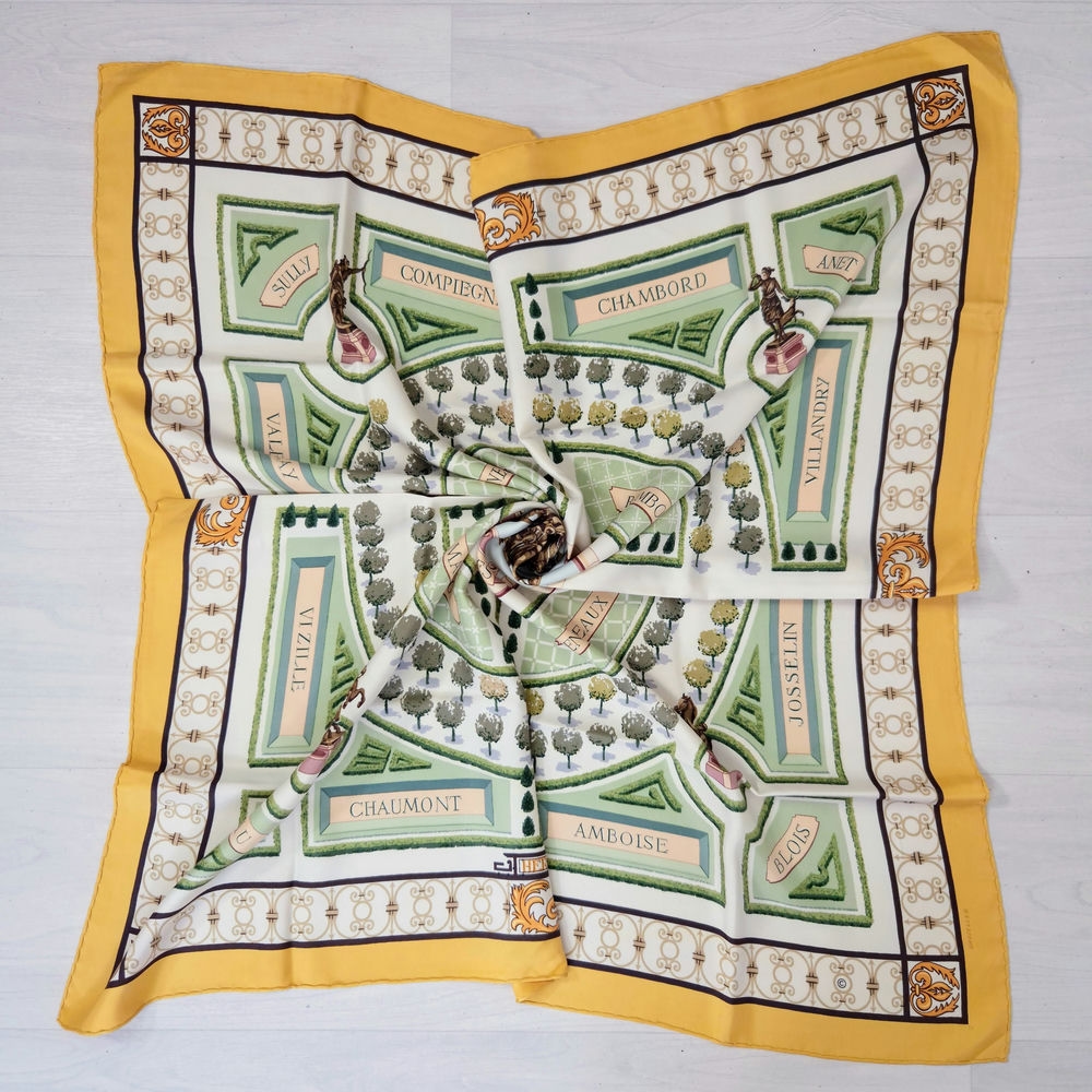 vintage silk scarf hermès