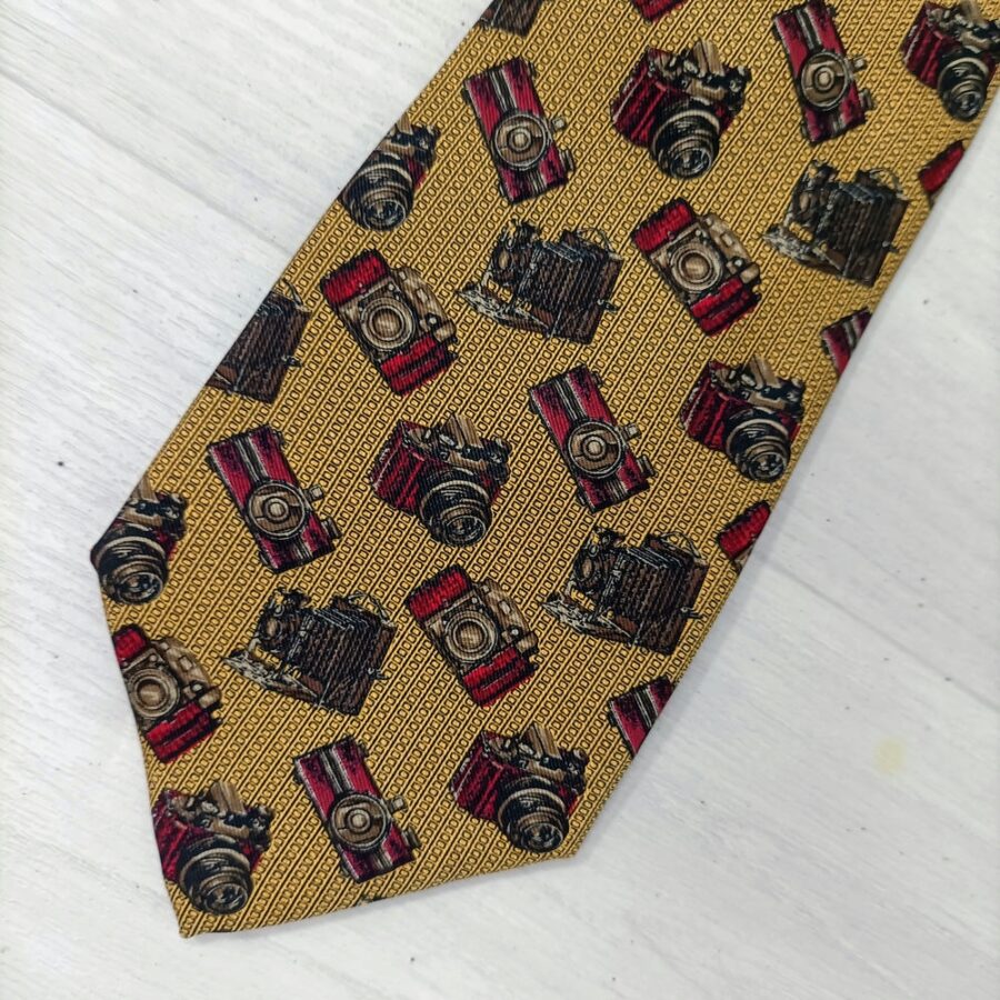 cameras tie