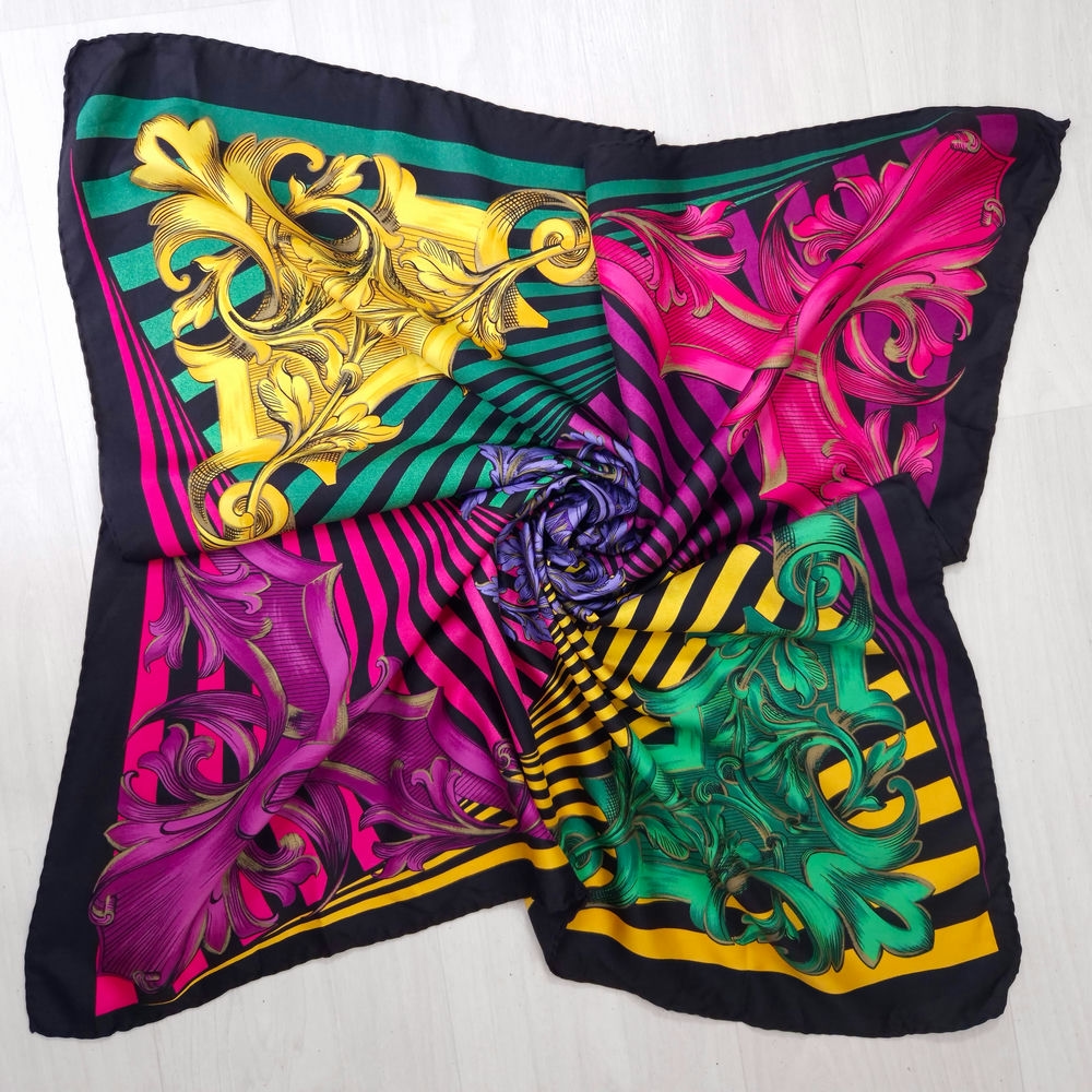 foulard Atelier Versace