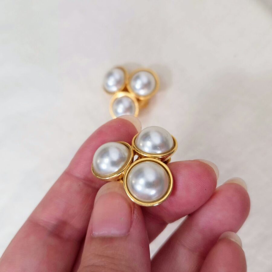 Orecchini con tre perle vintage anni '80