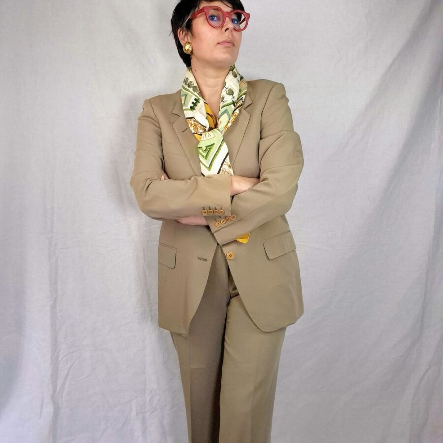 outfit manny