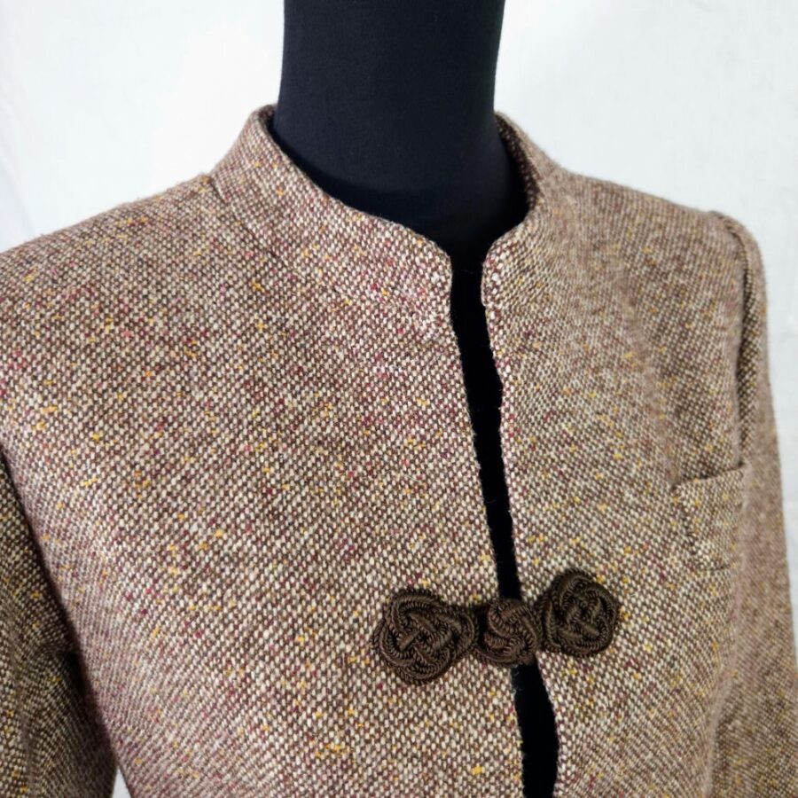 jacket with frogs
