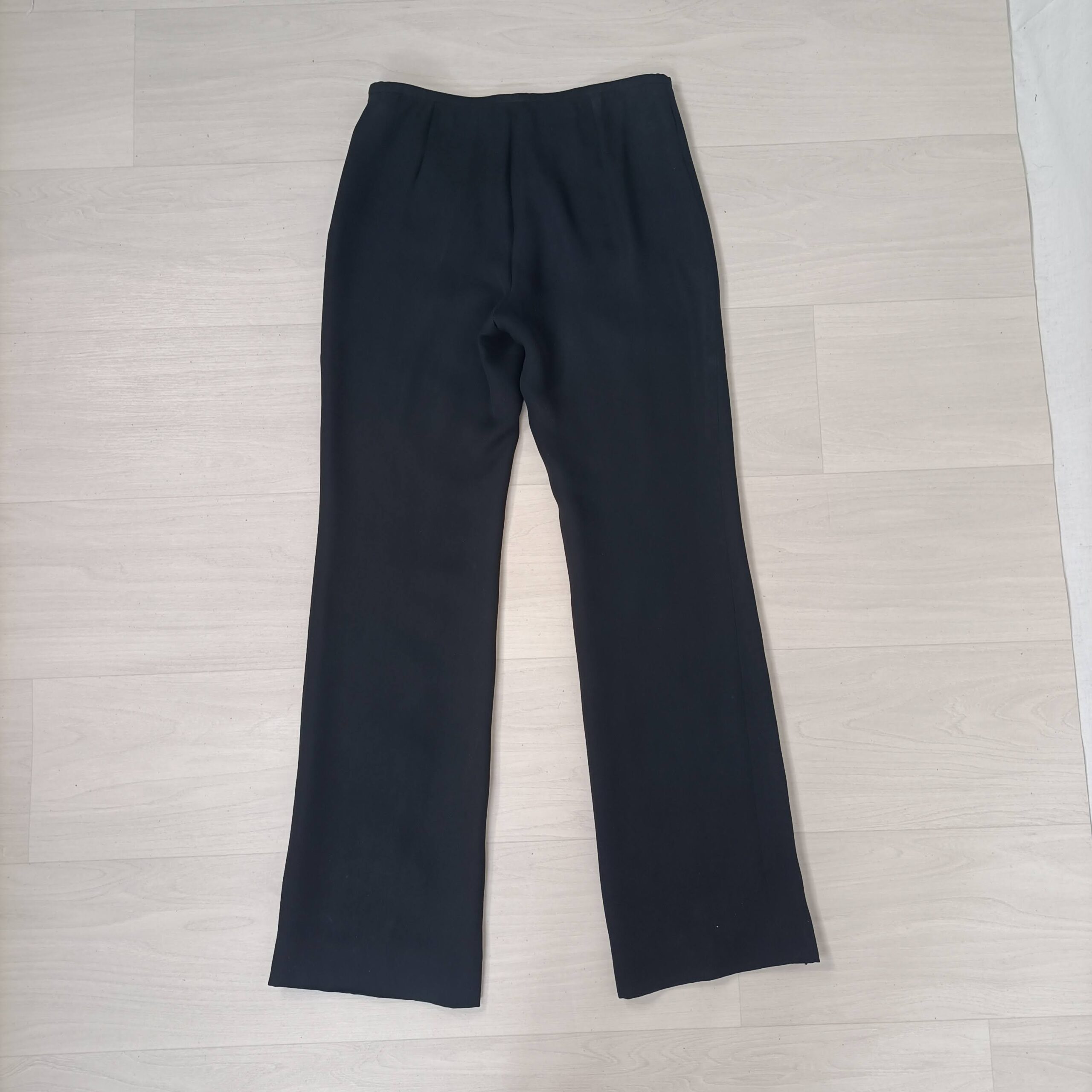 Pantaloni in pizzo nero Armani - immagine 5