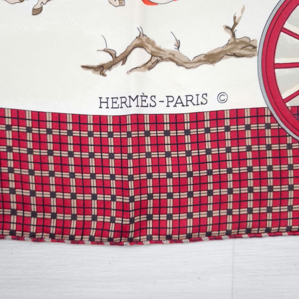 Hermès carré L'hiver en poste