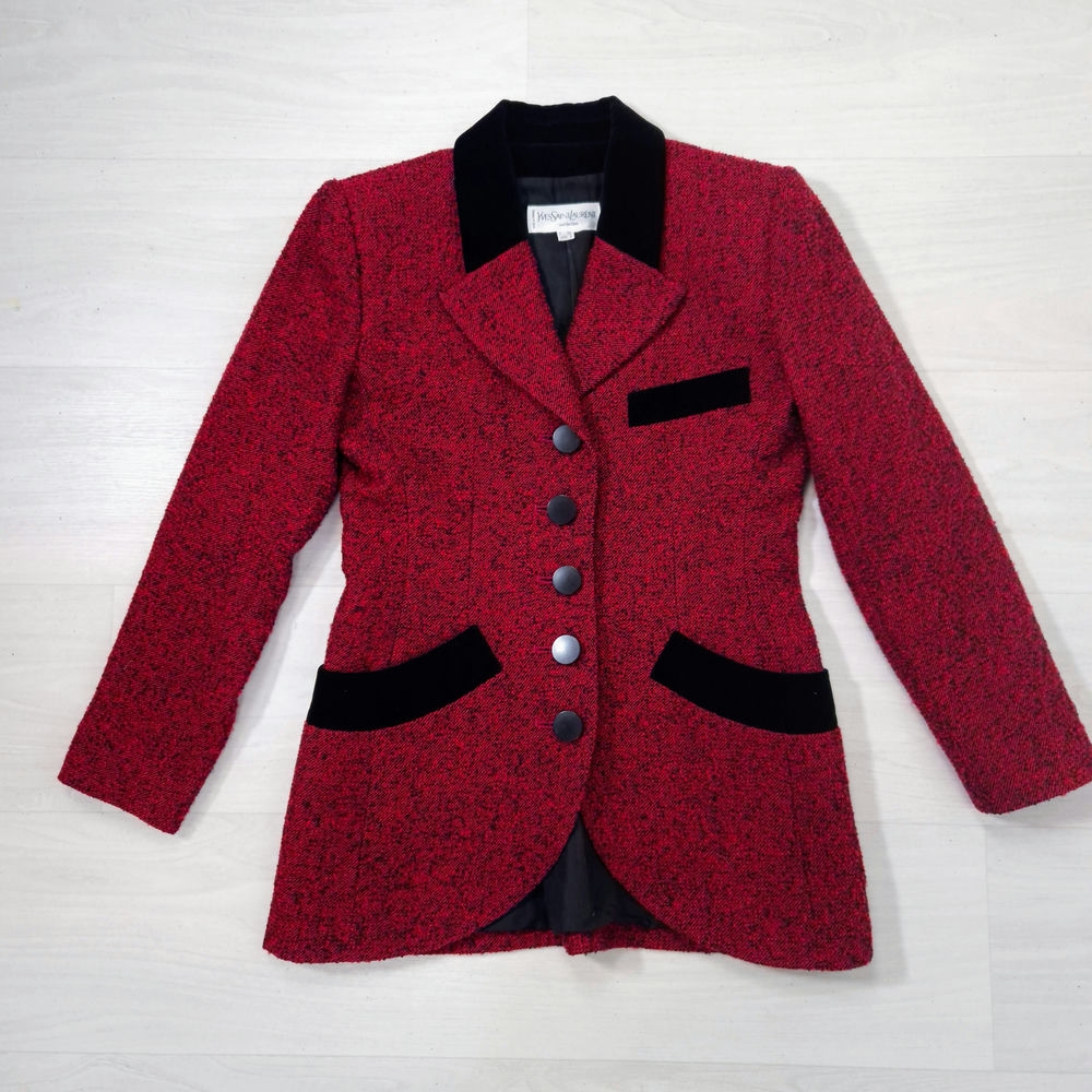 Yves Saint Laurent variation fw 1995