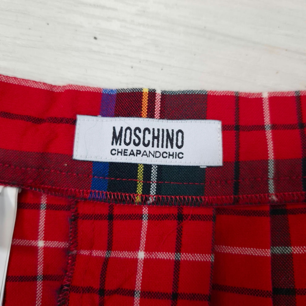 gonna moschino