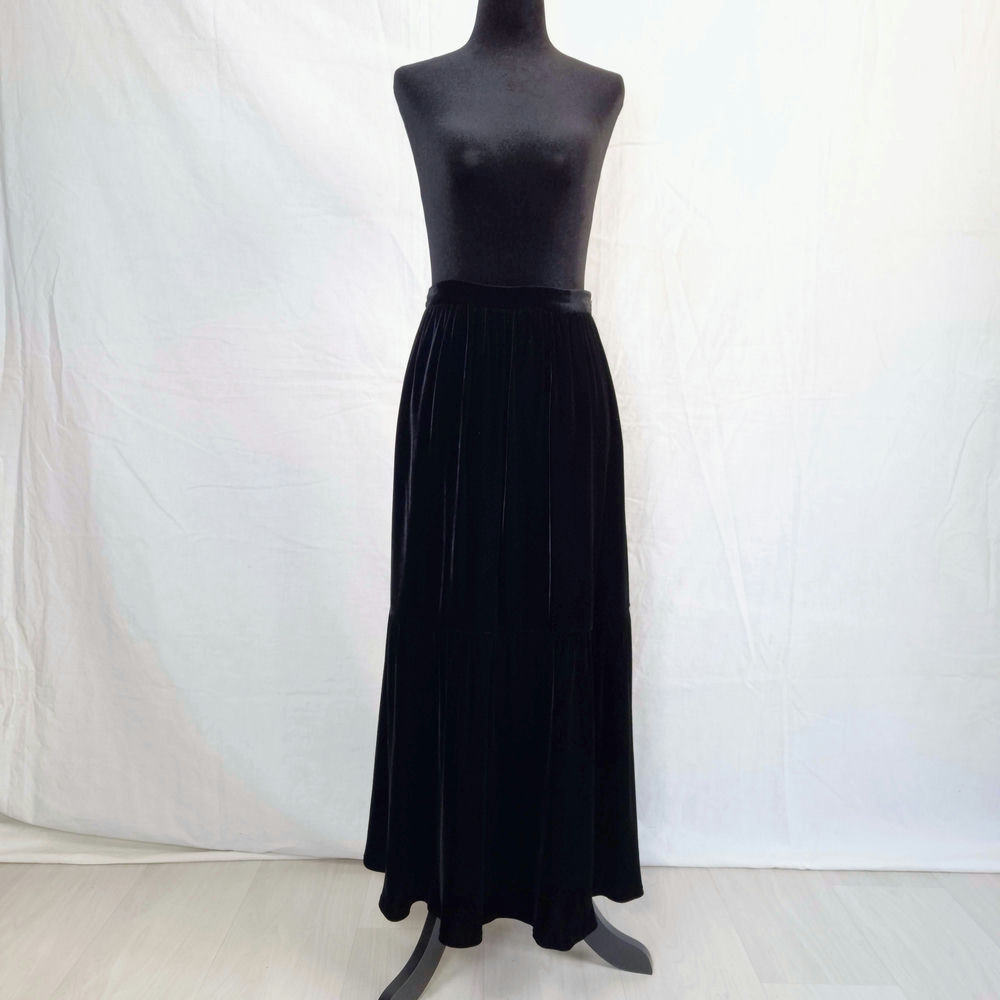 Gonna in velluto nera