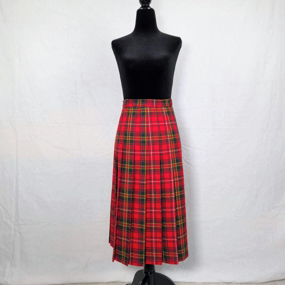 gonna scozzese a pieghe