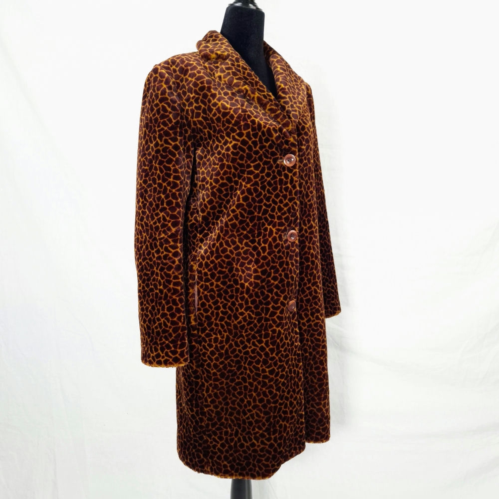 Alberta Ferretti ecopelliccia stampa giraffa