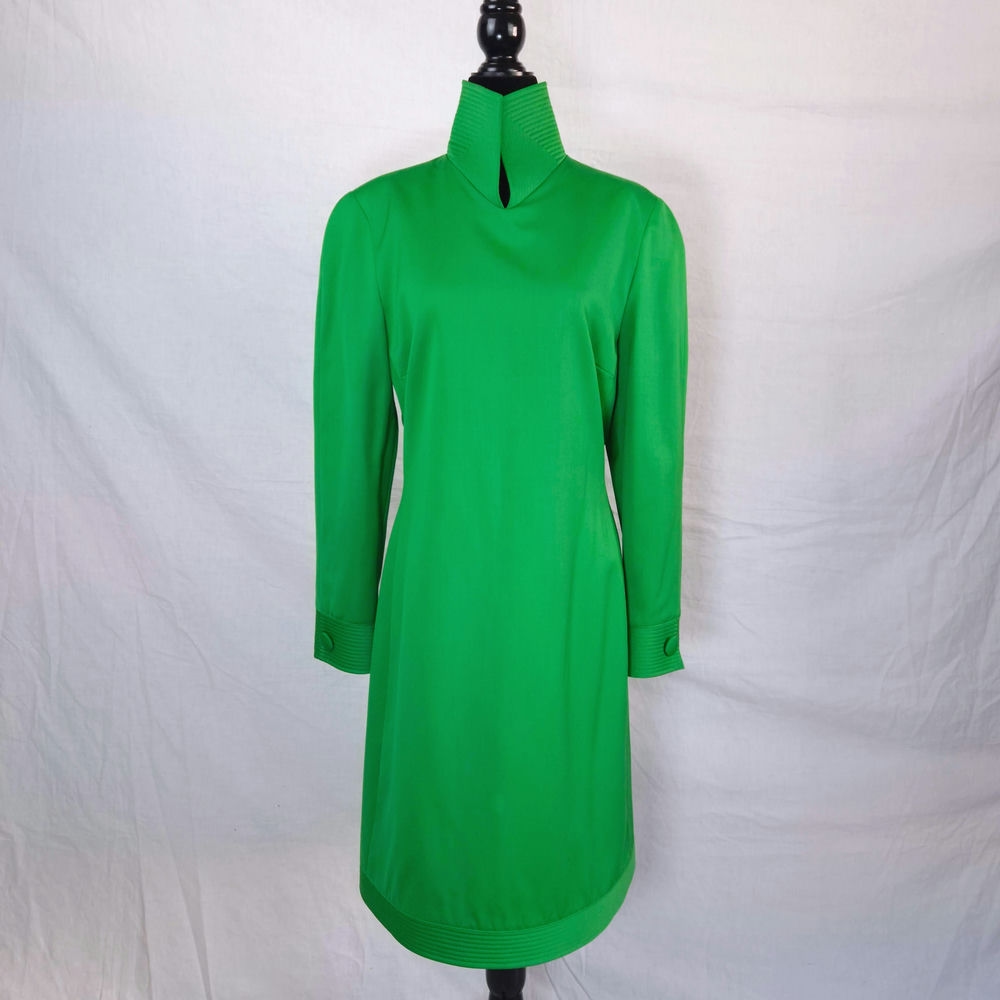 vestito verde in lana