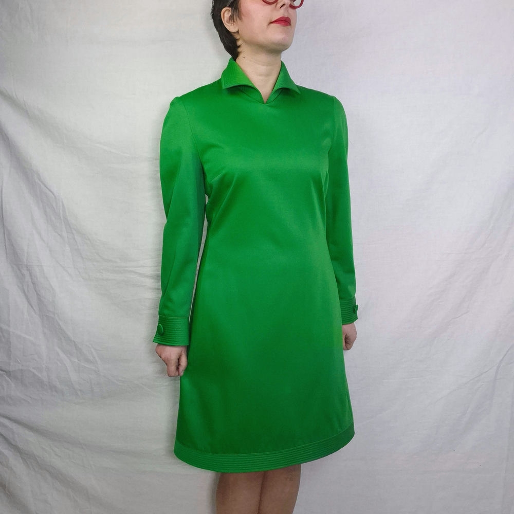 vintage green dress