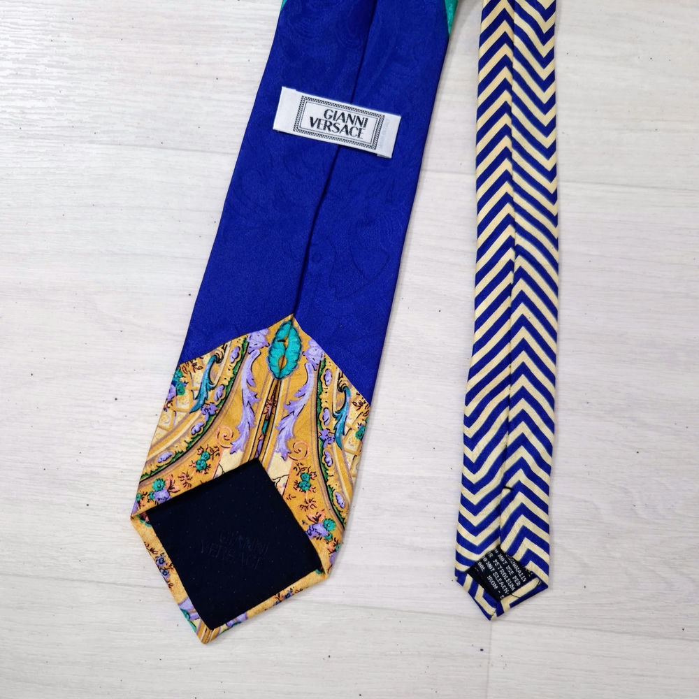 Versace vintage silk tie