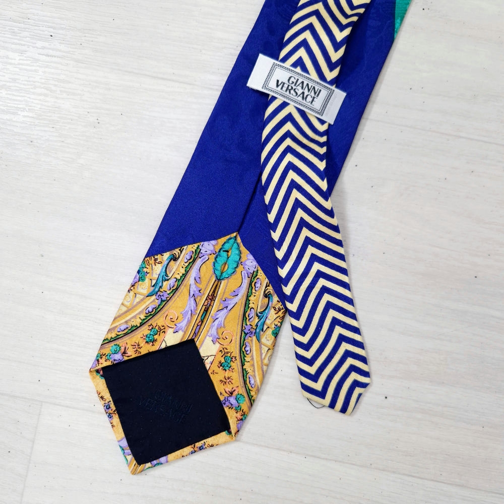 cravatta vintage in seta