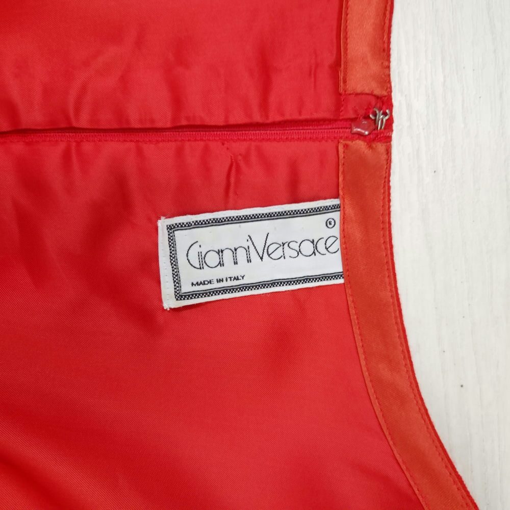 Gianni Versace tubino rosso 1980s - immagine 6