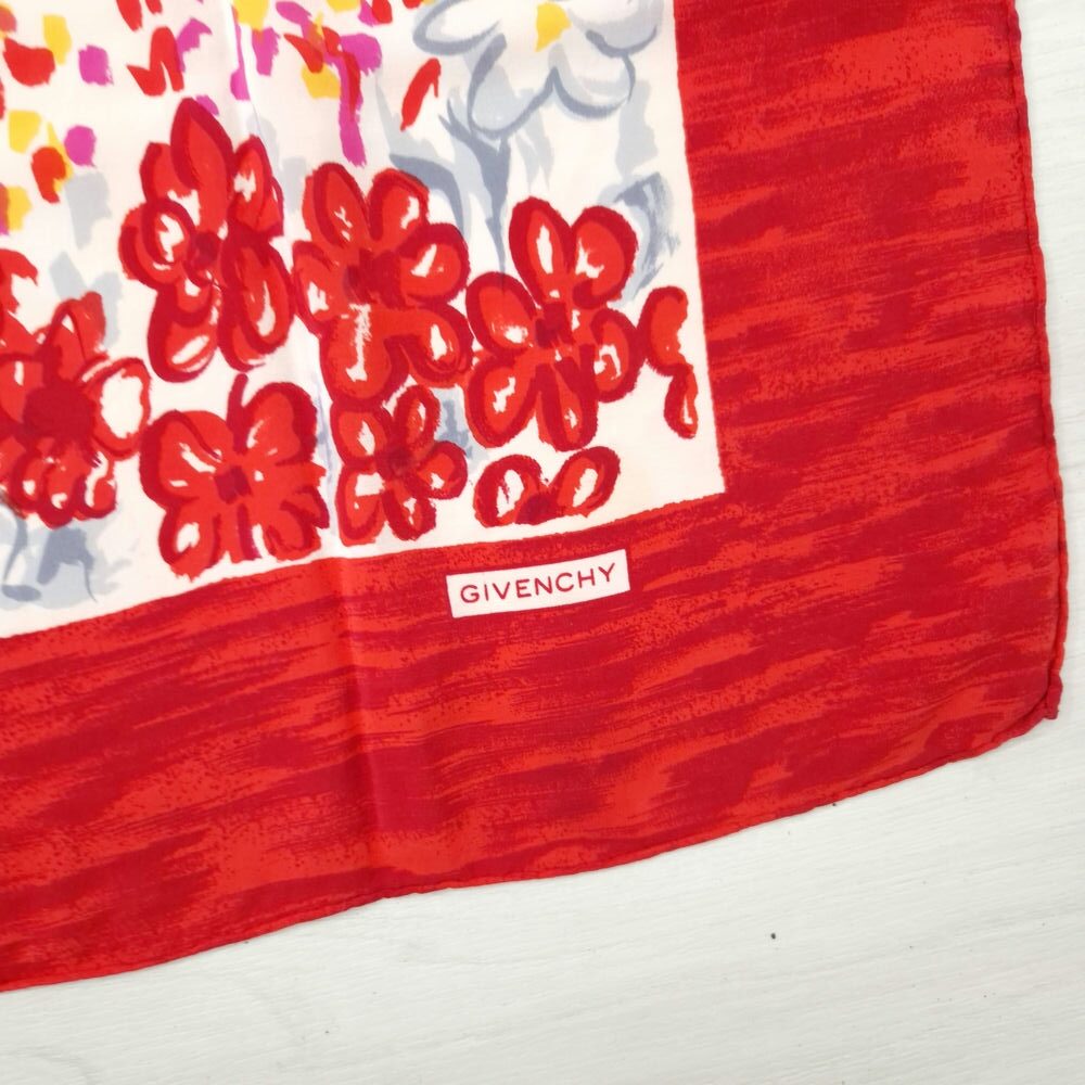 Givenchy foulard rosso a fiori in seta vintage anni 80 - immagine 3