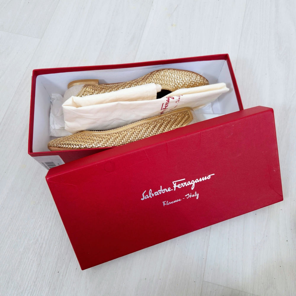 scarpe color platino