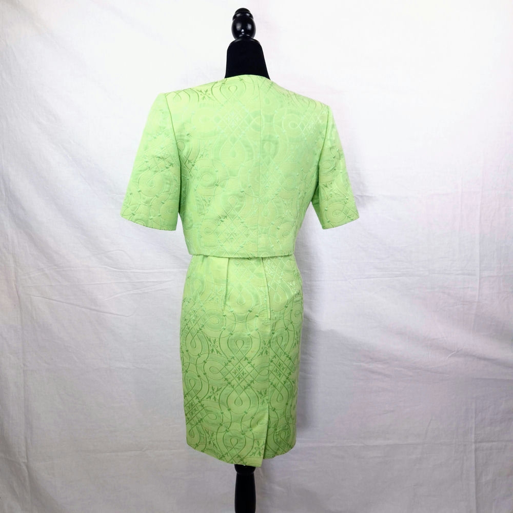 tailleur verde chiaro