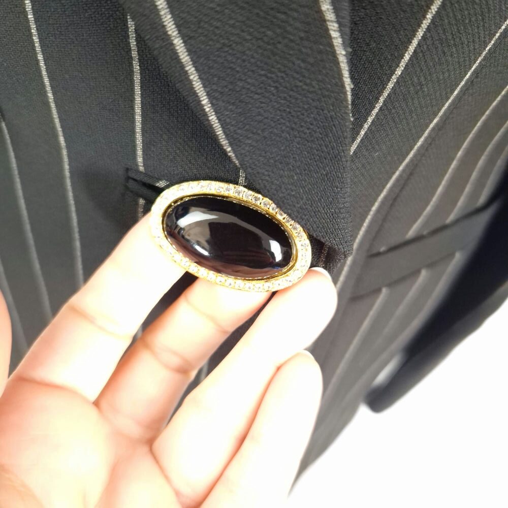 tailleur nero a righe