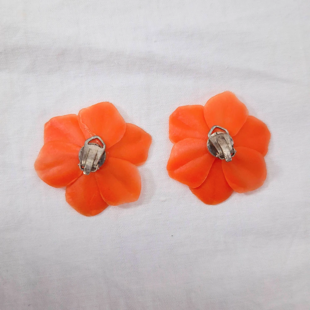 Orecchini arancioni a fiori vintage anni '50 - immagine 5