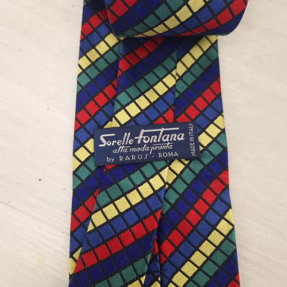 Cravatta Sorelle Fontana vintage 70s
