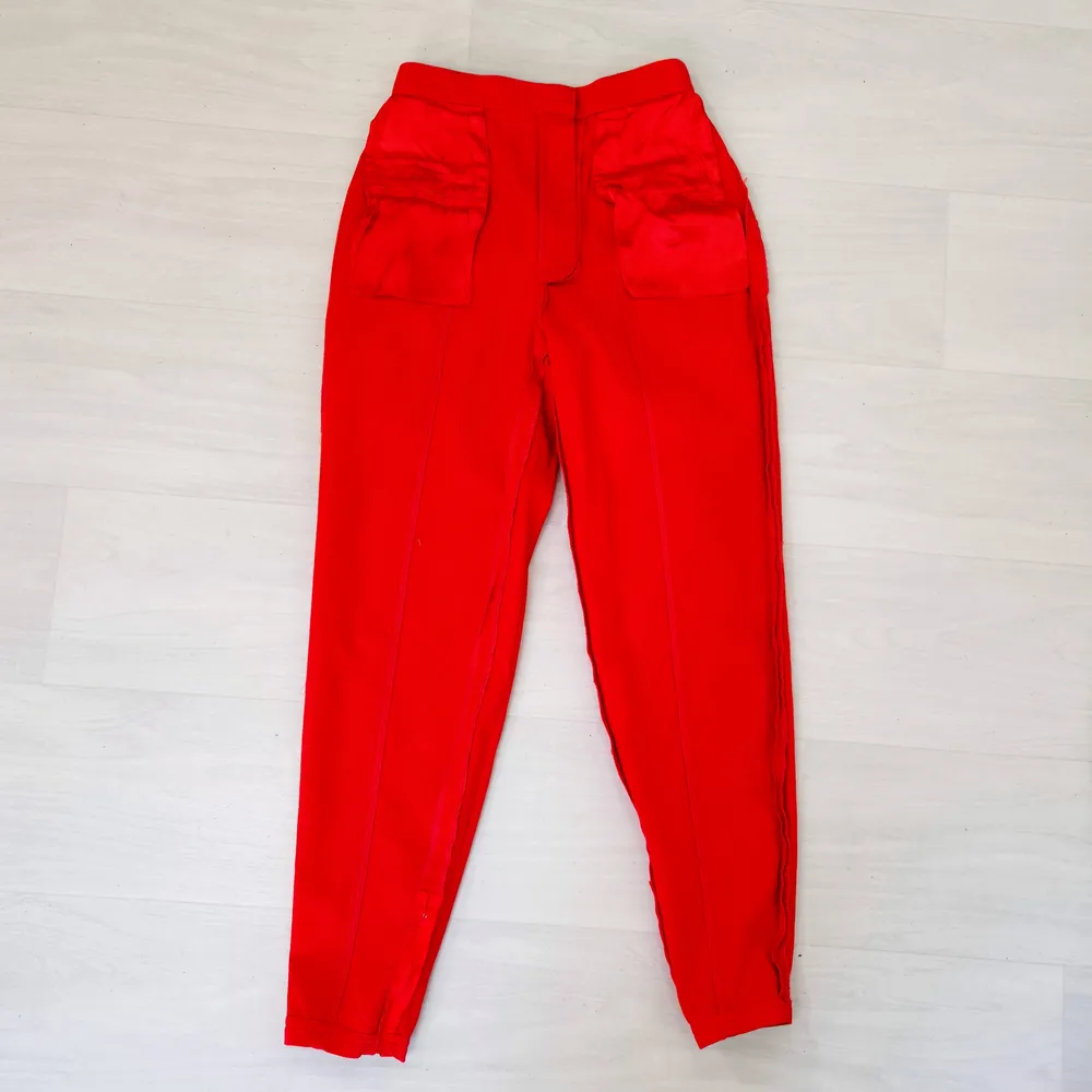 red pants