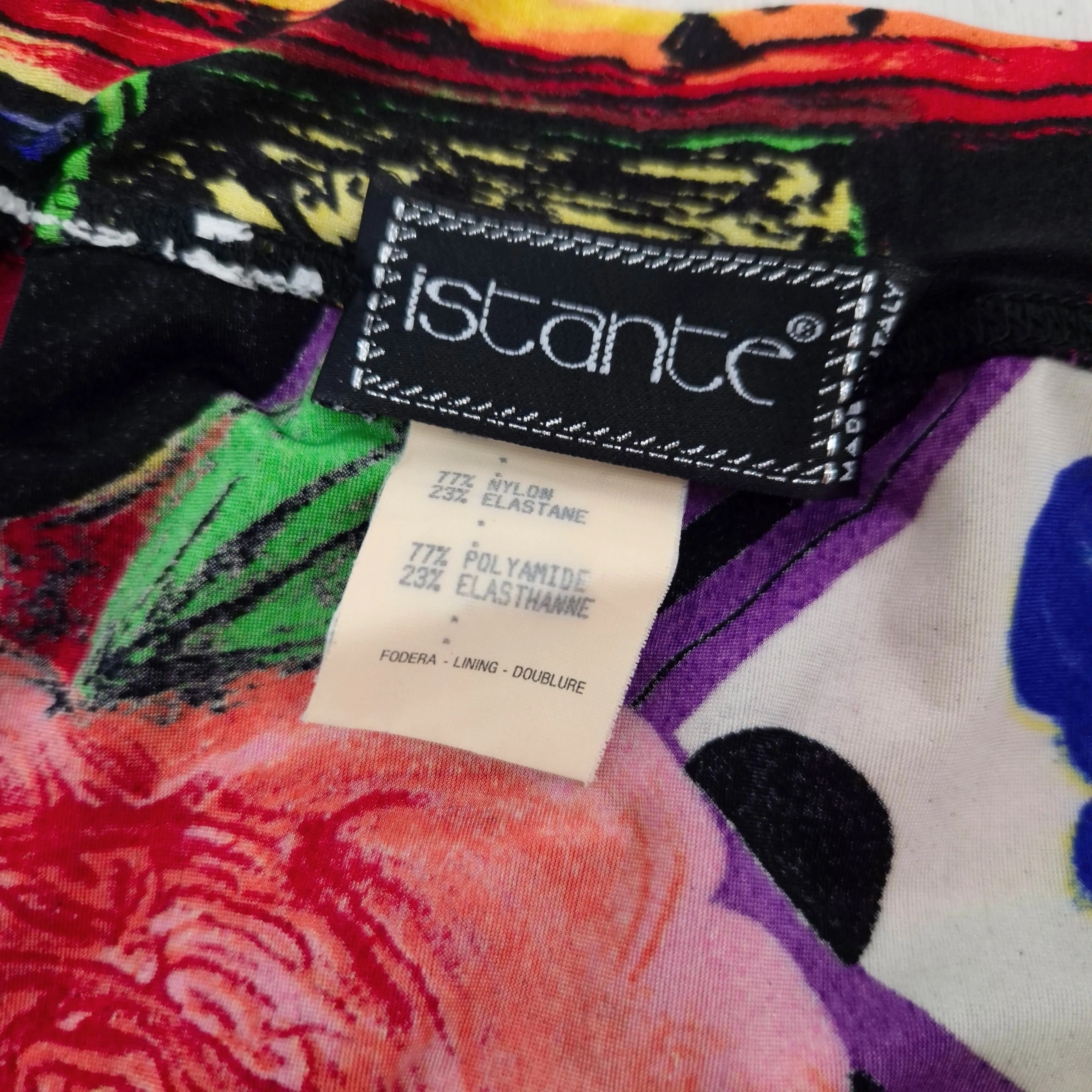 istante versace label