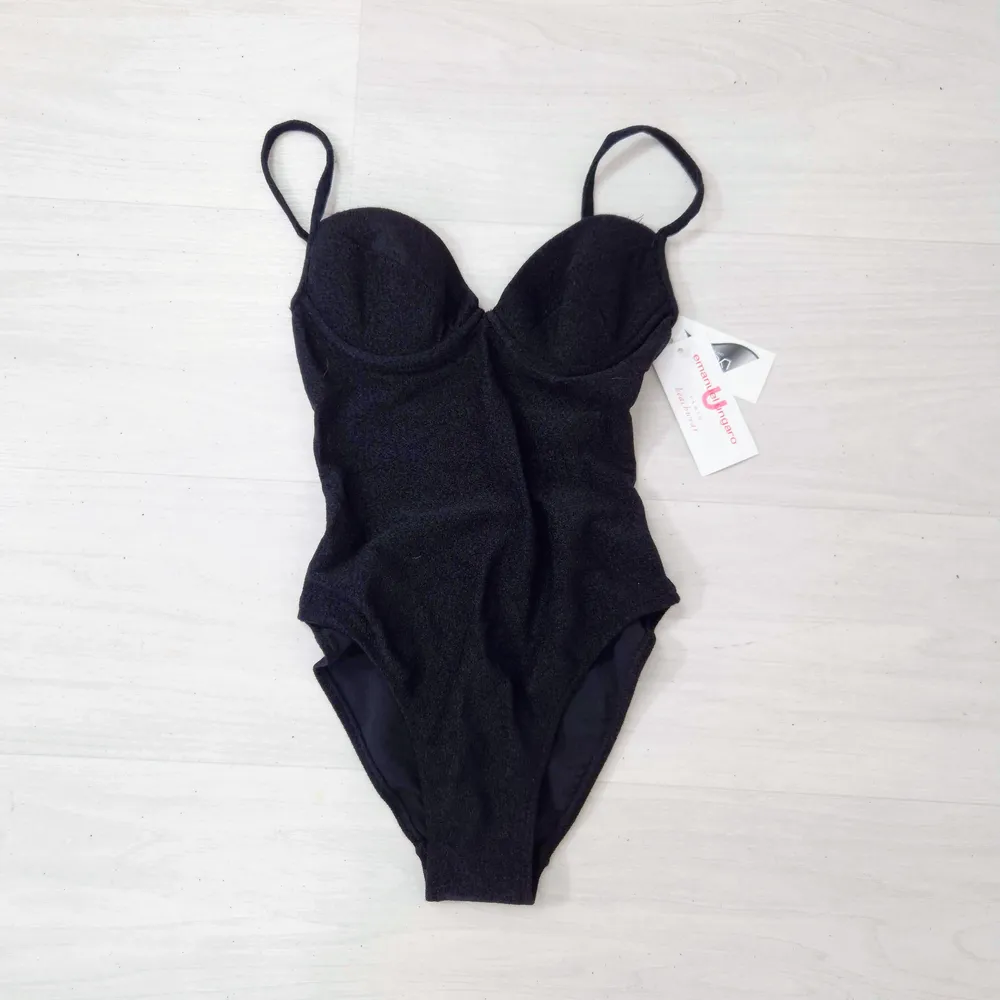costume nero intero