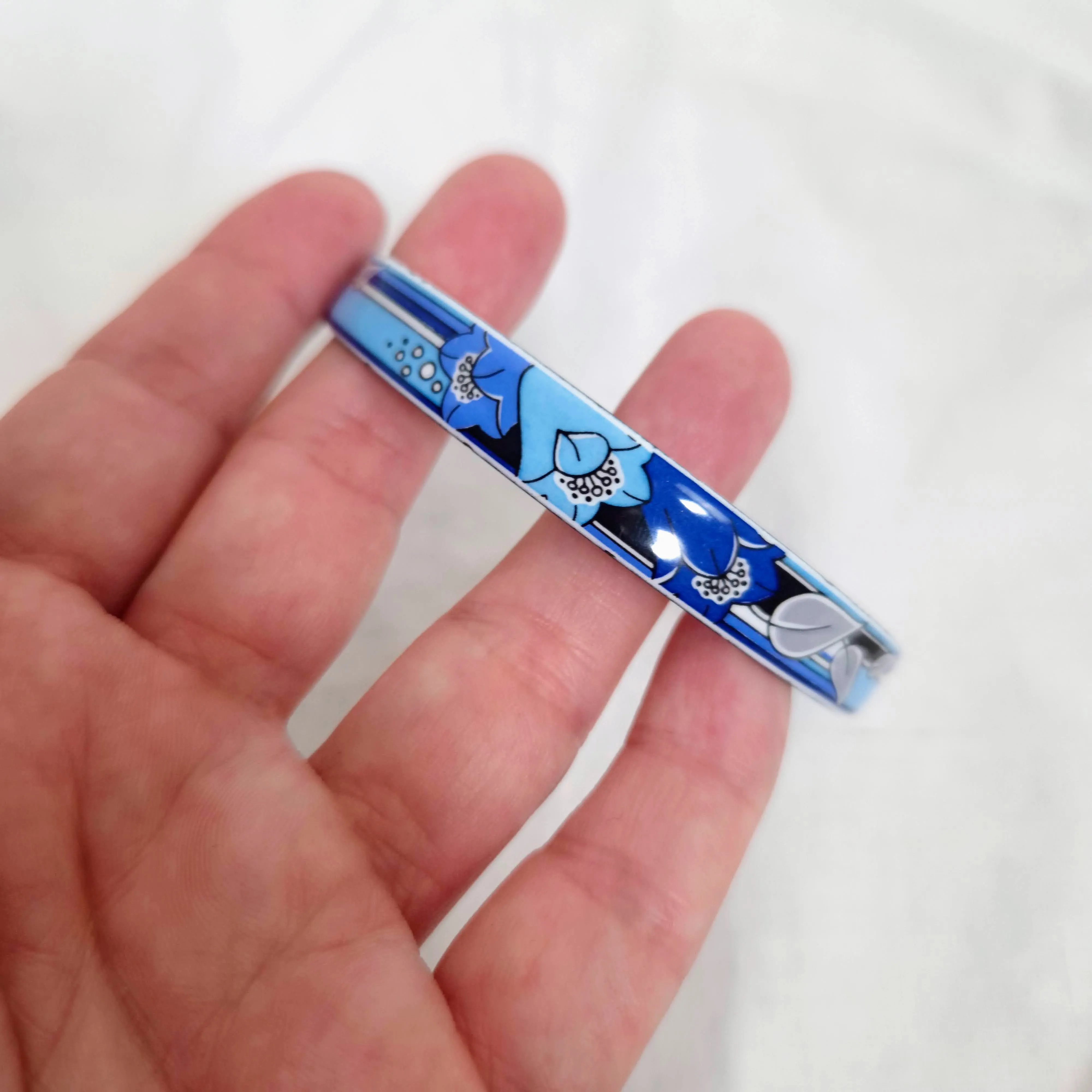 bracciale blu a fiori