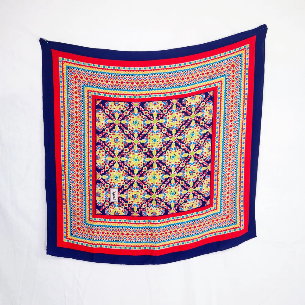YSL foulard