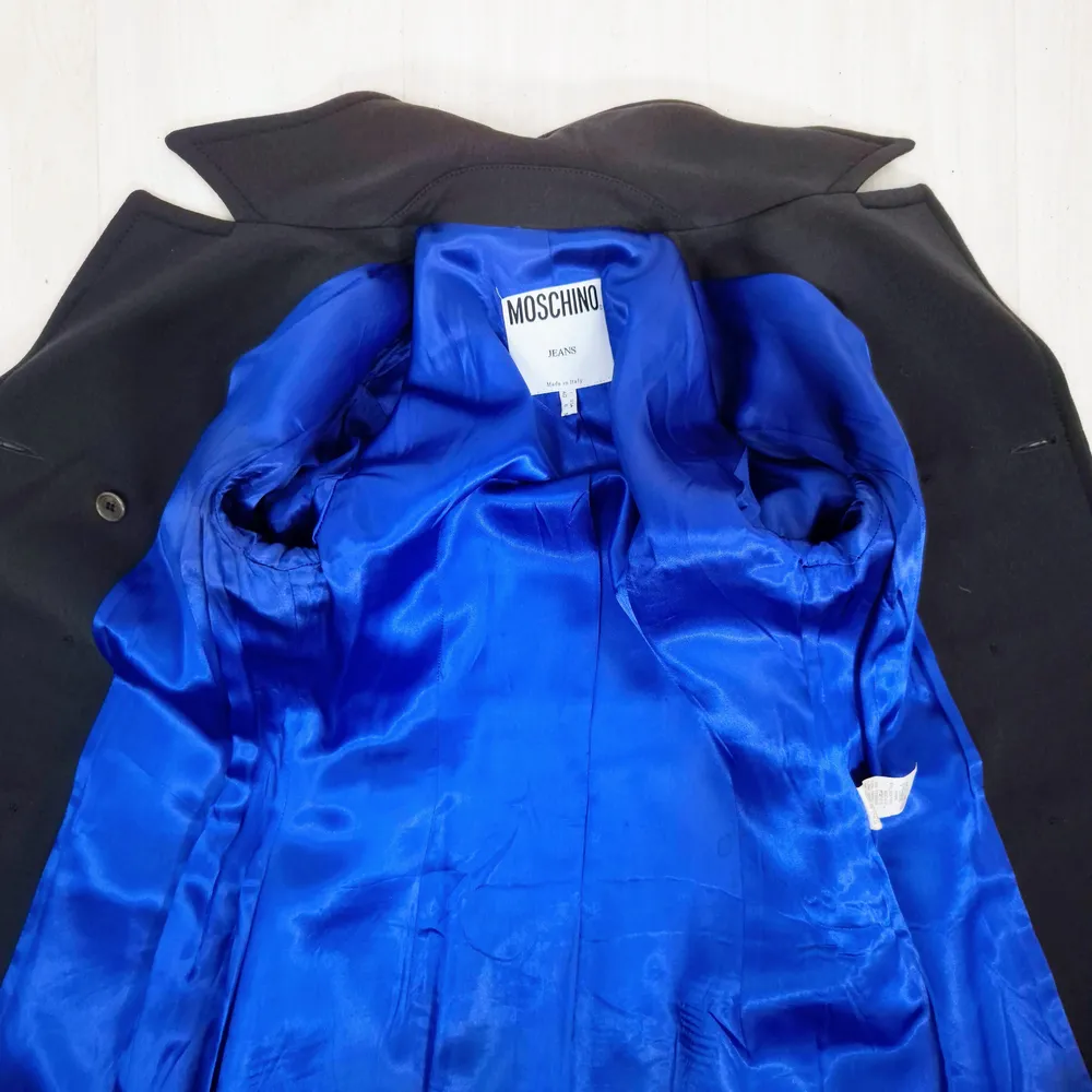 minimal coat