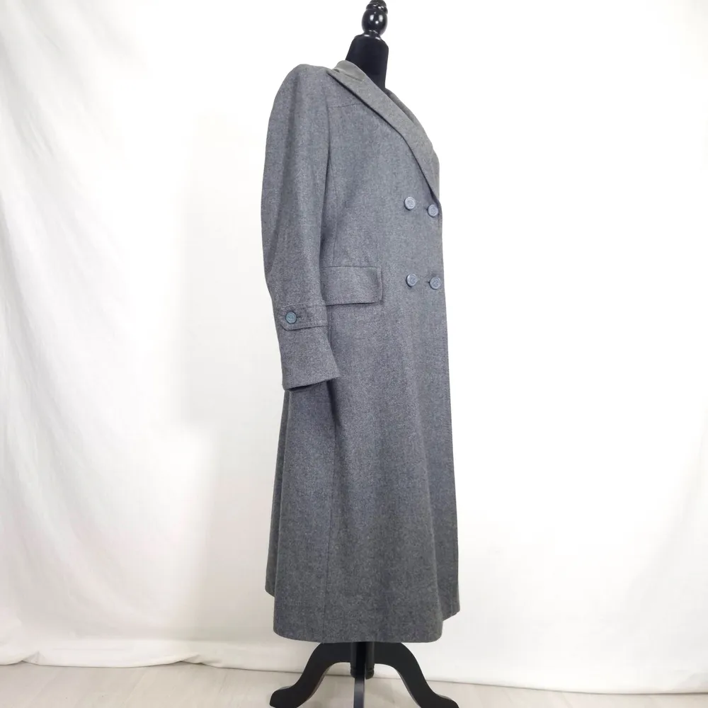cappotto lungo grigio doppiopetto