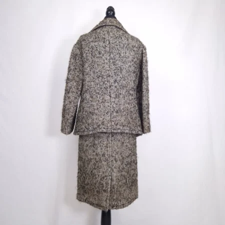 Tailleur anni '50 con cappello abbinato