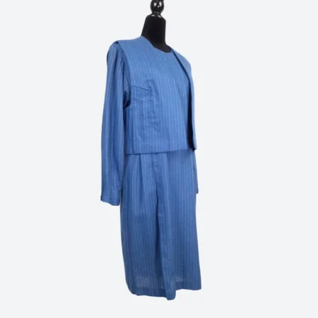 Vestito con gilet abbinato