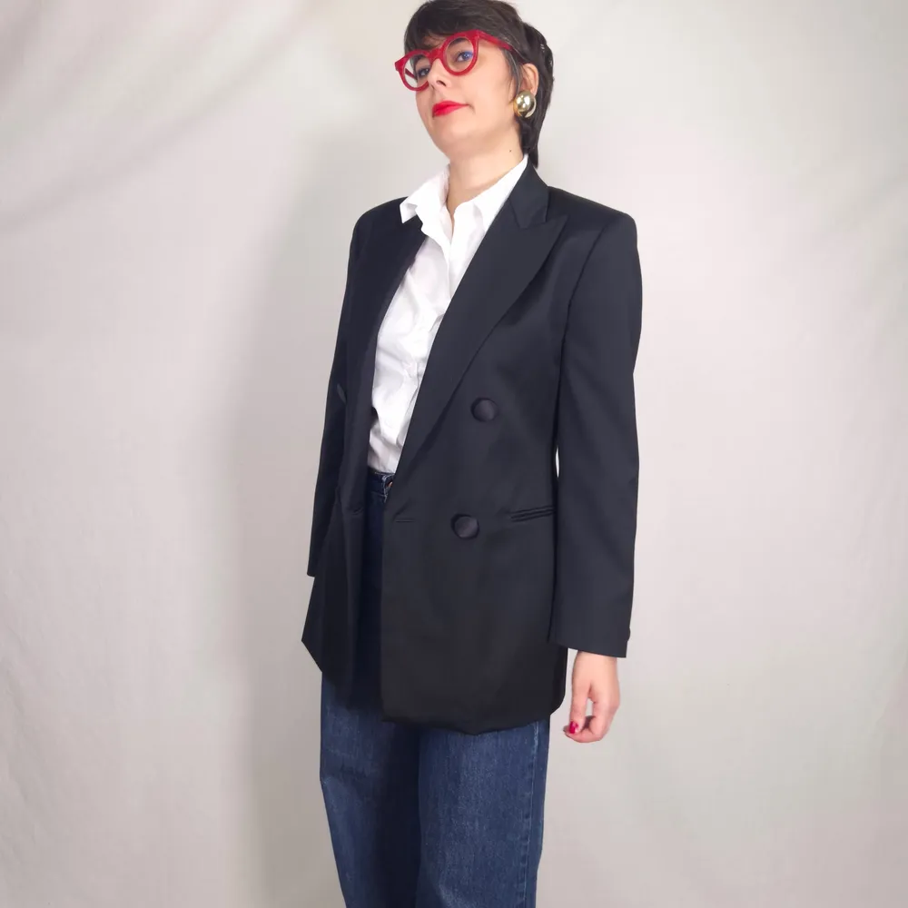 outfit smoking
